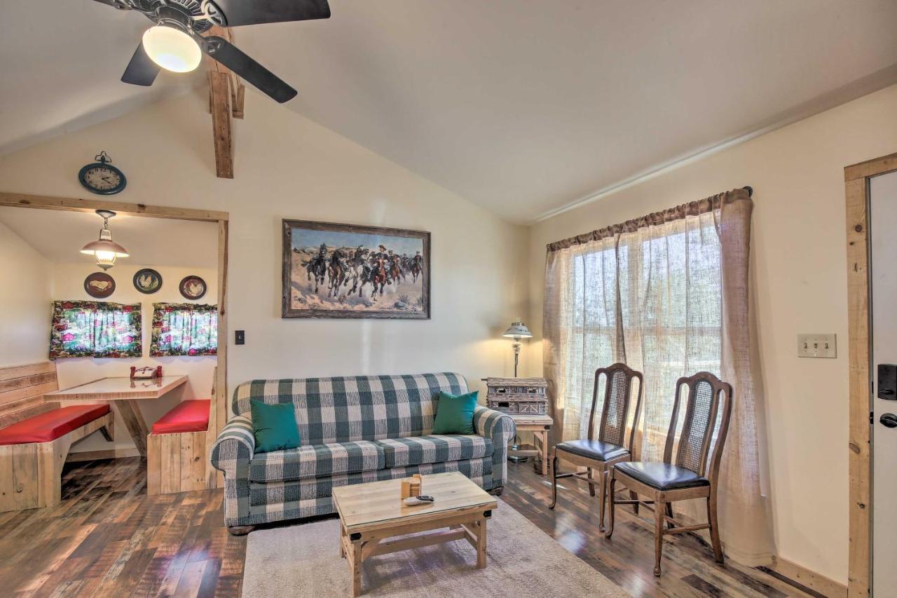 Kerrville Converted Barn Tiny Home With Kayaks! Extérieur photo